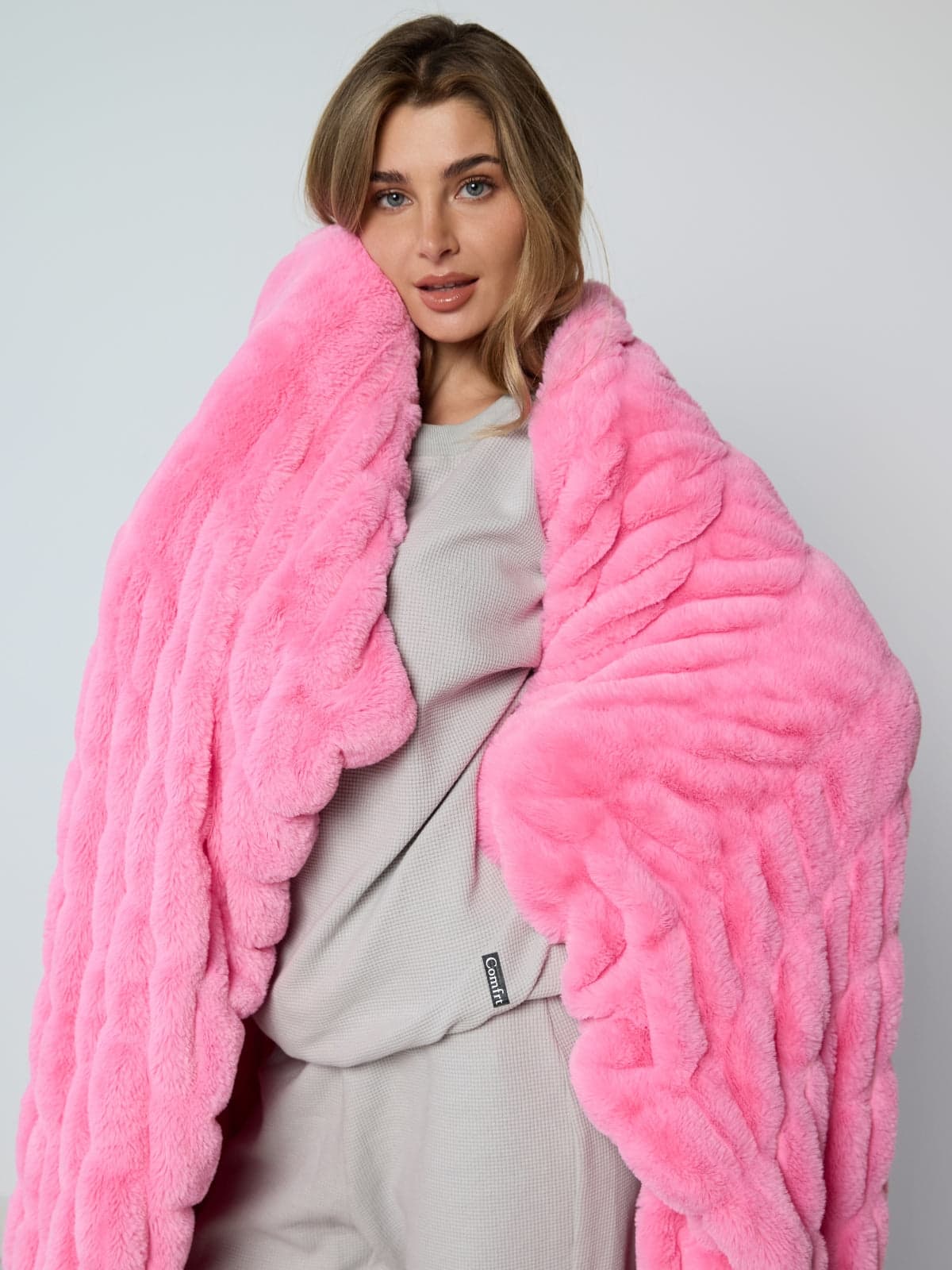Dreamer Blanket | Super Soft, Cozy Oversized Blanket | Comfrt