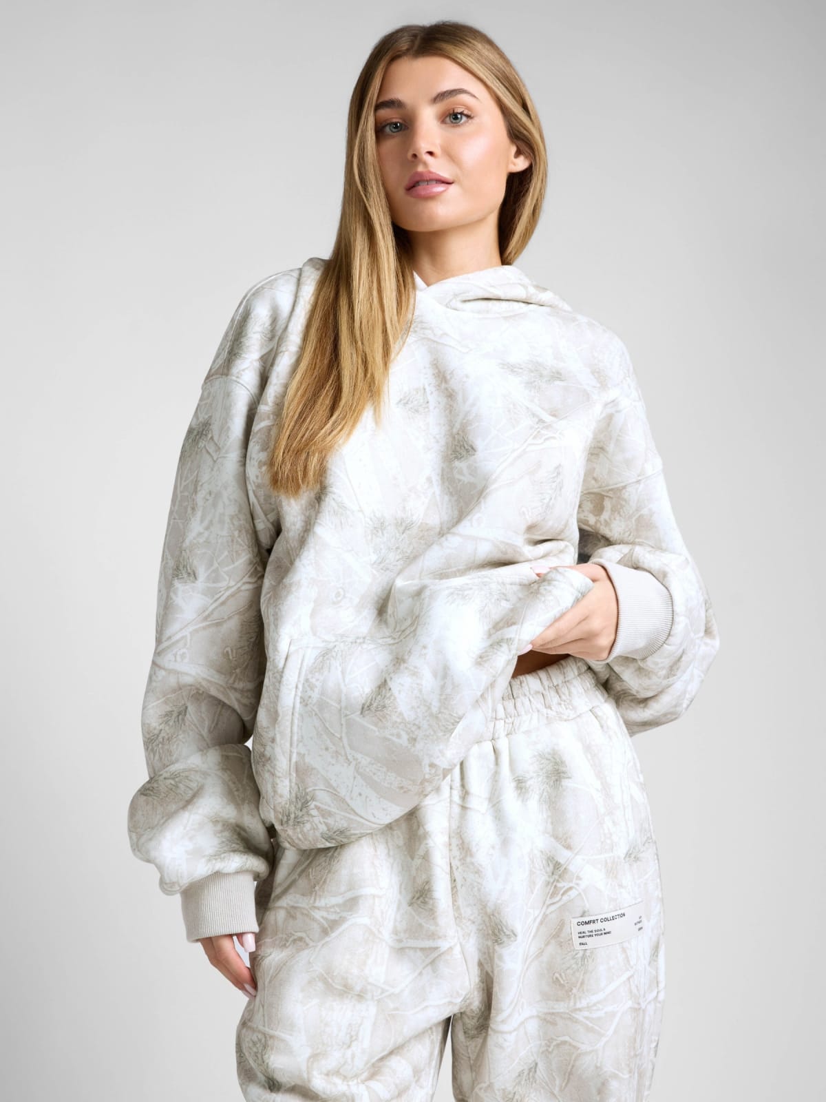 Camo Hoodie — Comfrt