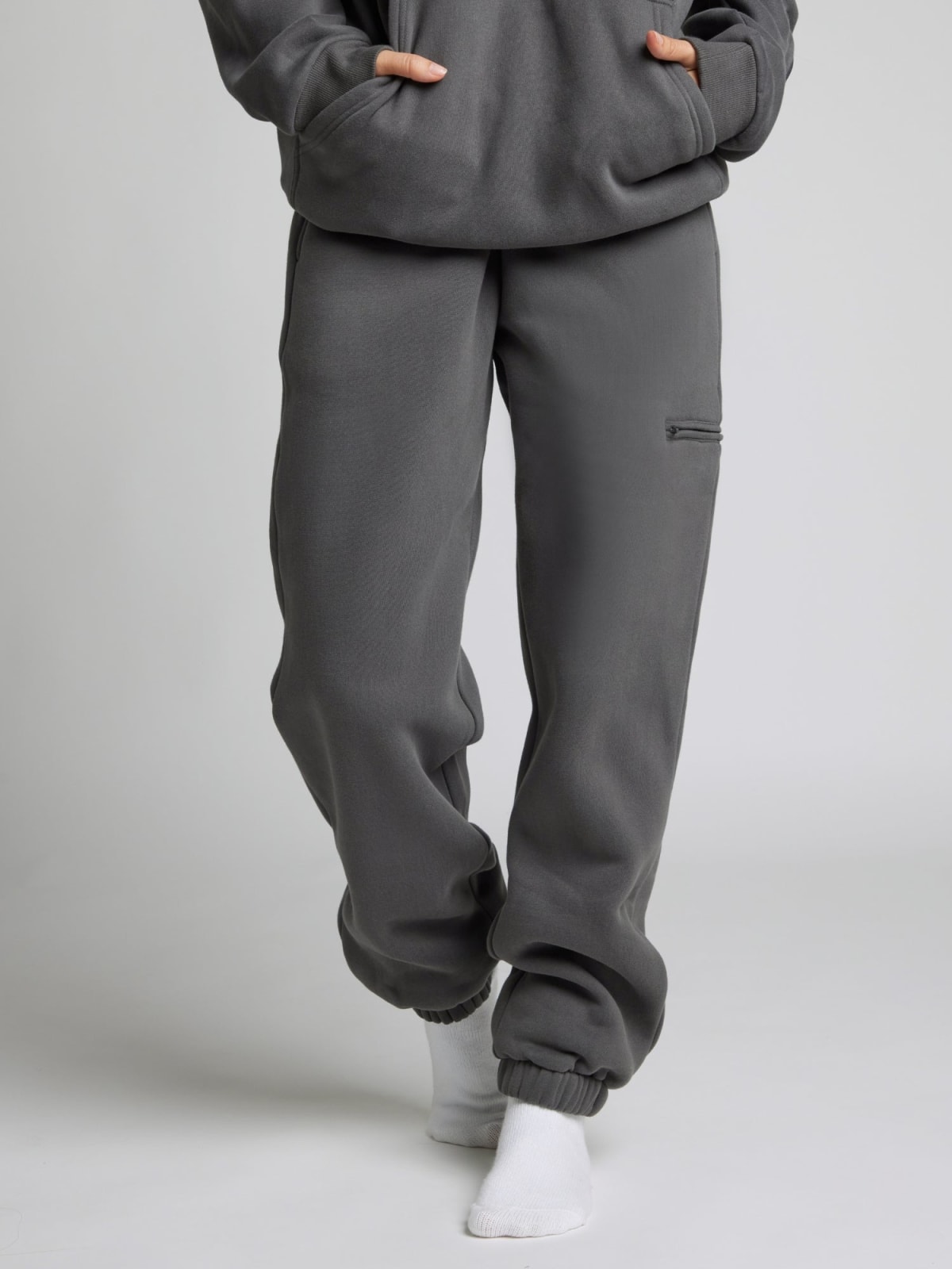Airplane Mode Travel Sweatpants — Comfrt