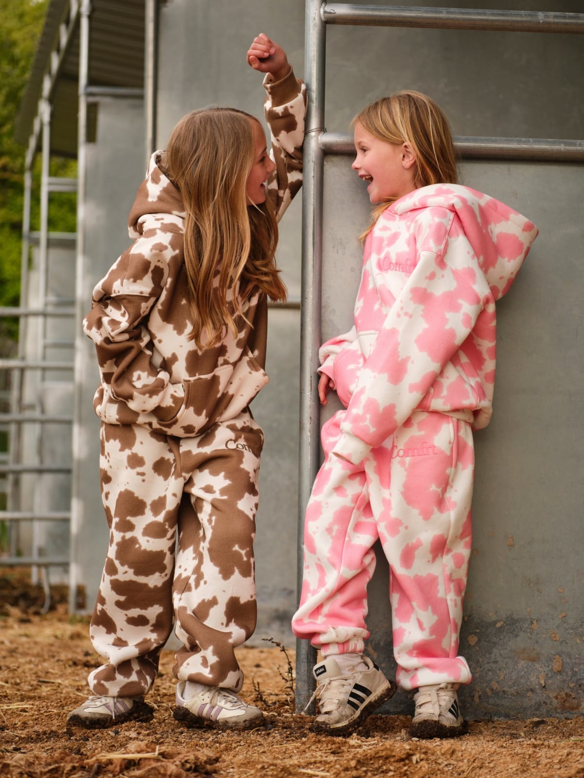Comfrt | Minimalist Kids Hoodie