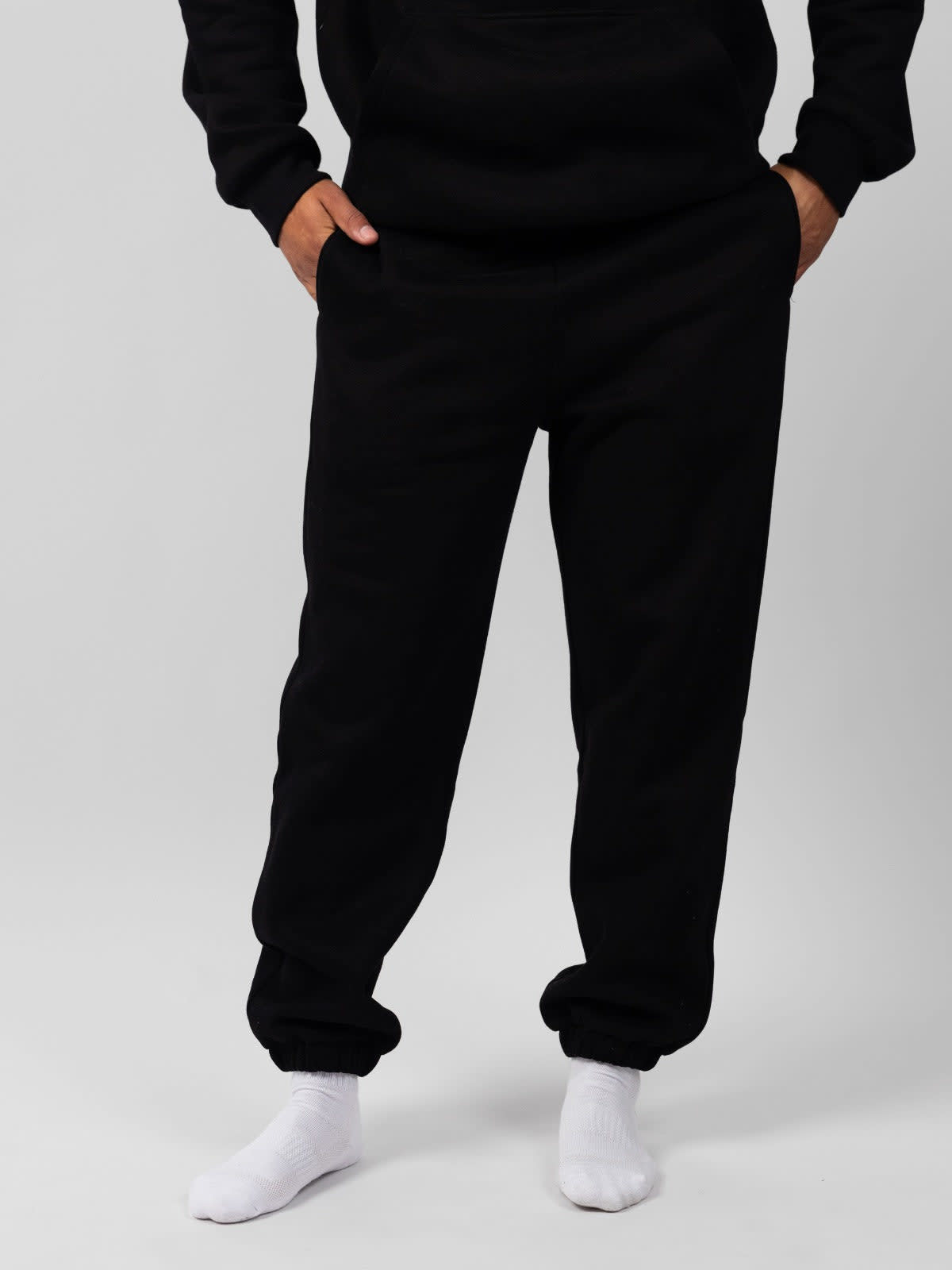 Signature Fit Sweatpants — Comfrt