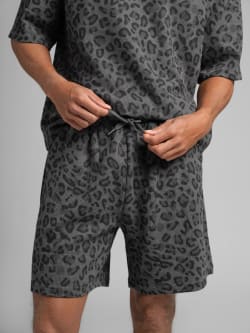 Waffle Lounge 7" Short