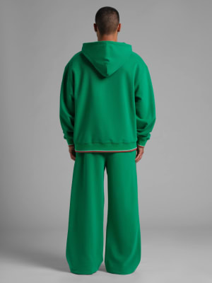 Bella Green / M