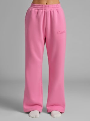 Minimalist Straight Leg Sweatpants: Nikki is 5'8” and wears a size S