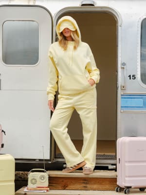 Halo Lightweight Airplane Mode Straight Leg Sweatpants: Buttercream