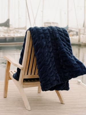 Dreamer Blanket: Navy