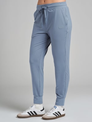 AllDayJersey™ Jogger: Tyler is 5'9" and wears a size S