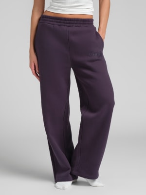 Minimalist Straight Leg Sweatpants – Short: Blackberry