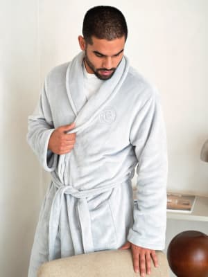 Dreamday™ Plush Robe: Cloud Grey