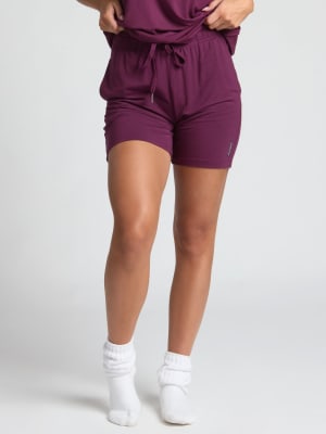 Cloud Lounge Shorts: Sara is 5'6" and wears a size M