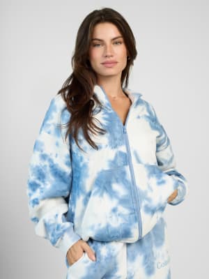 Minimalist Zip Hoodie: Lauren is 5’8” and wears a size M