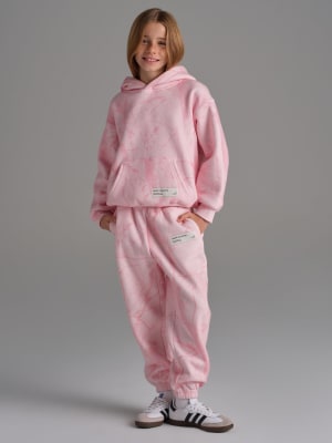 Camo Kids Sweatpants: Raphaella is 10 wearing a size S