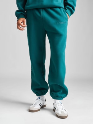 Minimalist Sweatpants: Evan is 6′4″ wearing a size M