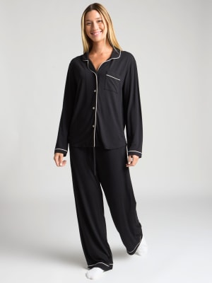 Luna Lounge PJ Set: Kayla is 5'8" and wears a size S