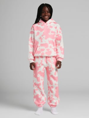 Strawberry Milk / Hattie
