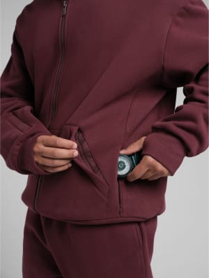Maroon / M