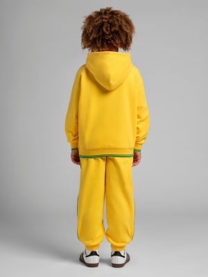 Samba Yellow / Logan
