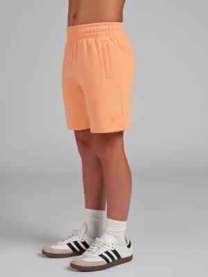 Petal Peach / Logan