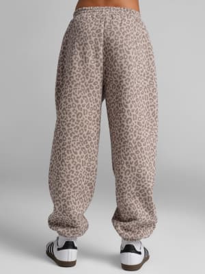 Desert Leopard / Logan