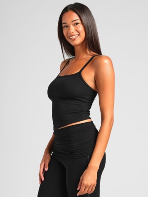 Black / F