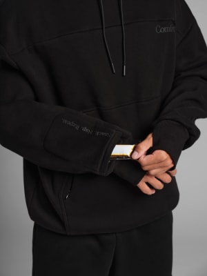 Onyx Black / M