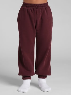 Maroon / Logan