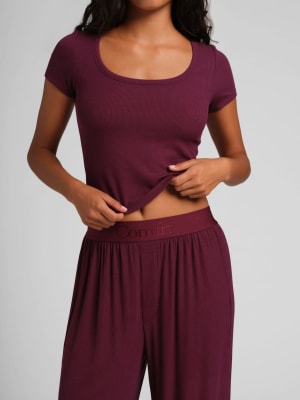 Plum / F