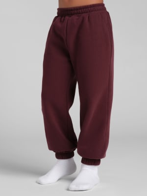 Maroon / Logan