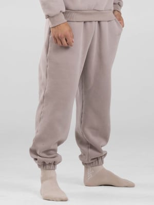 Signature Sweatpants: Mitchell is 6′2″ wearing a size L