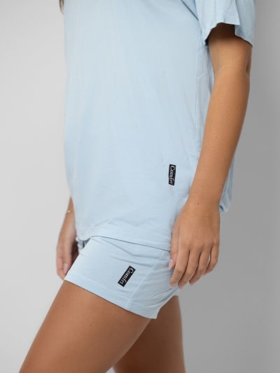 Baby Blue / F / C