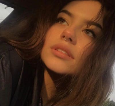 Ella t