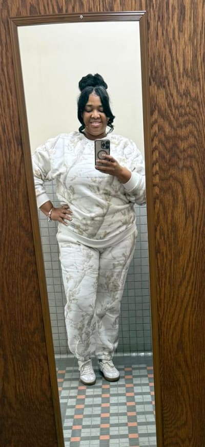 Stephanie T Weatherby