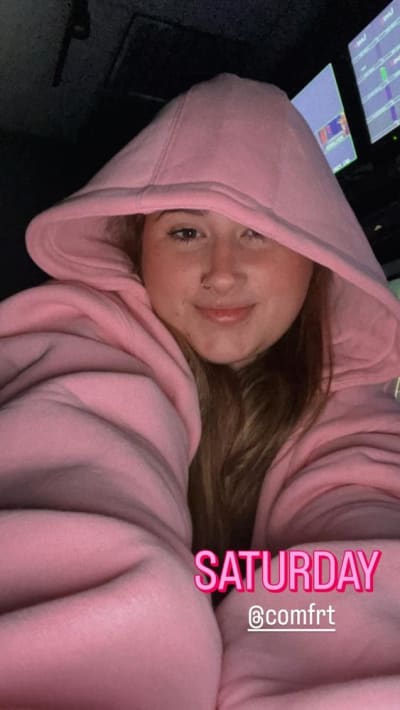 Zoe B