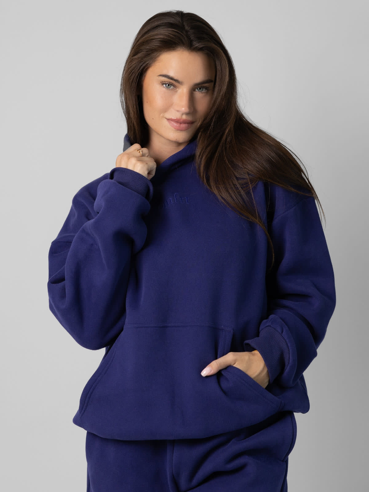 Signature Hoodie: Lauren is 5'8" and wears a size M